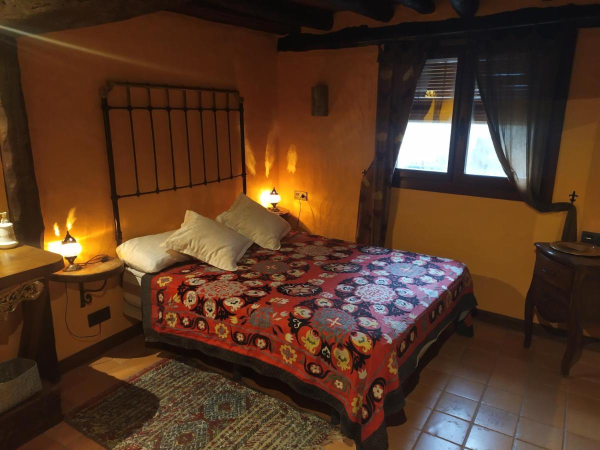 Apartamento Al-Vivaque Miranda del Castañar Exterior foto